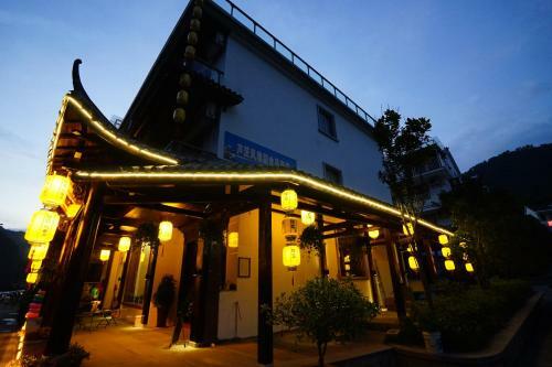 Hotel ????�???????