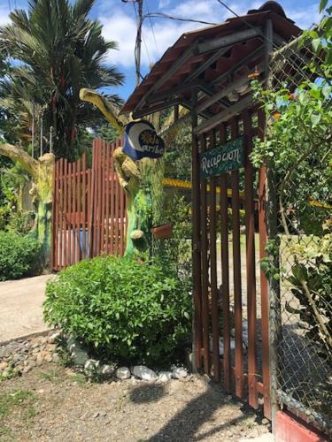 Hotel Cabinas Ole Caribe