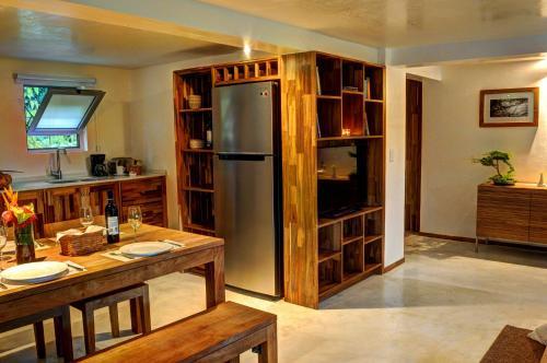 Hotel Moana Surf Resort