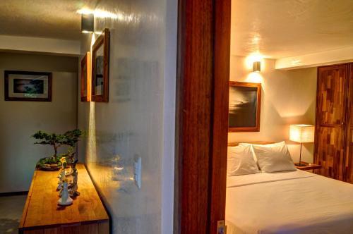Hotel Moana Surf Resort