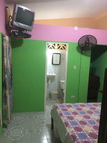 Hostal Camping Beach