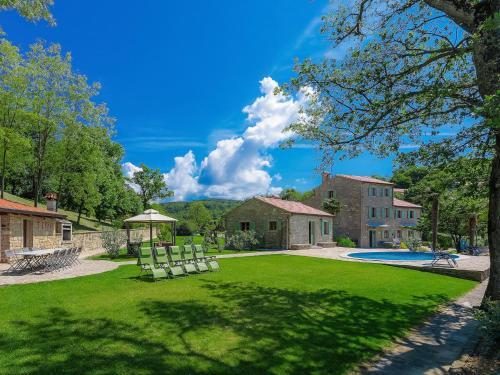 Country House Buje 5711