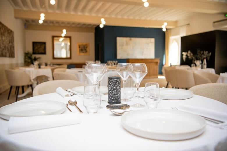 Hotel Hostellerie Du Chateau Des Fin