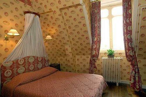 Hotel Chateau De L Aubriere