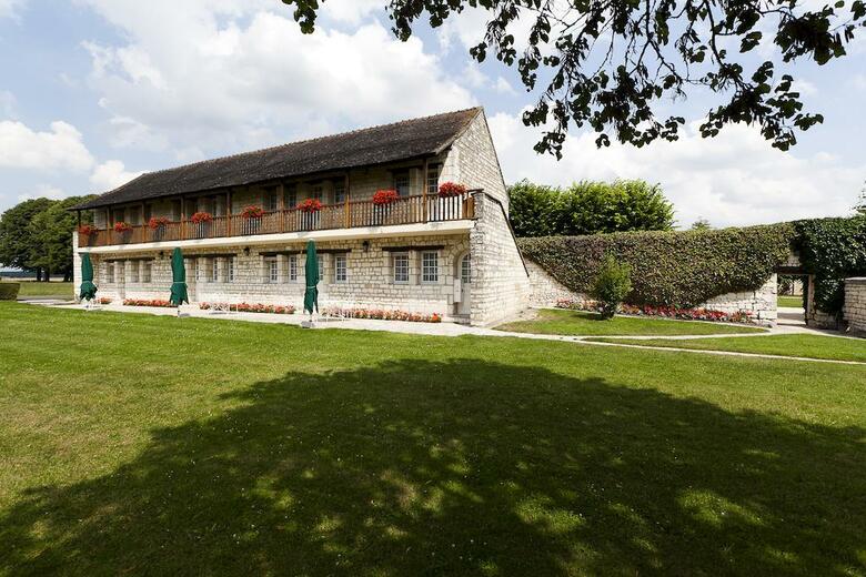 Hotel Ch�teau De Mar�ay