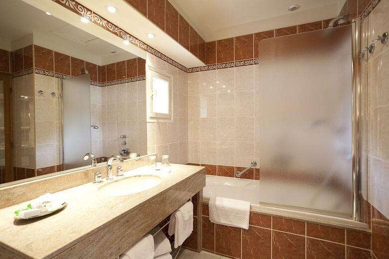 Hotel Ch�teau De Mar�ay