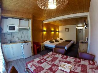 Hotel Logis R�sidence H�tel Les C�tes