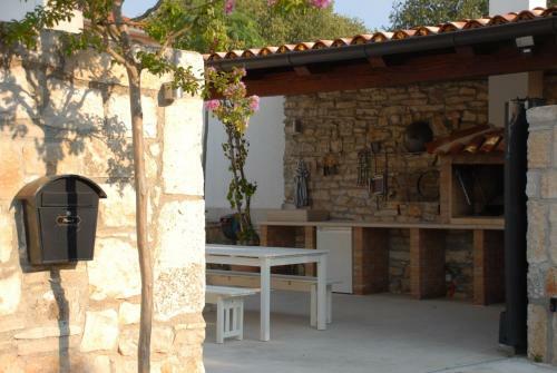 Villa Stone House