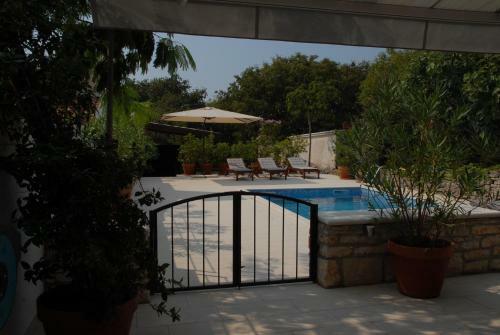 Villa Stone House