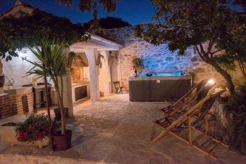 Holiday Home Sudinjevi Dvori