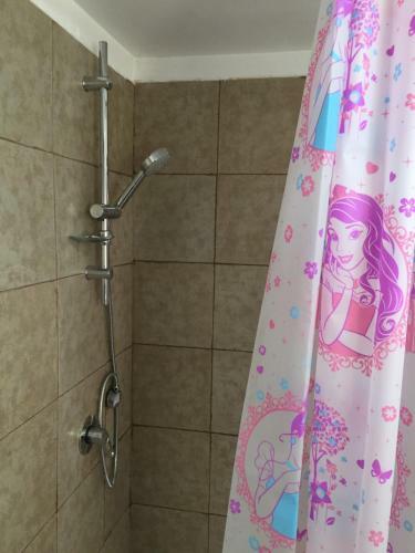 Hostal White City Beach Guesthouse