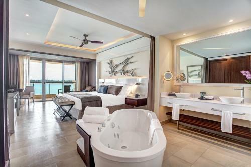 Hotel Royalton Negril Resort & Spa All Inclusive