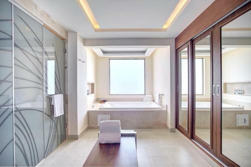 Hotel Royalton Negril Resort & Spa All Inclusive