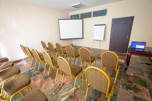 Hotel Miraj Resort