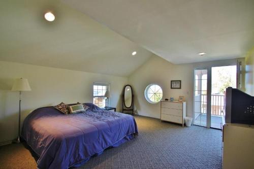 Doll House-b