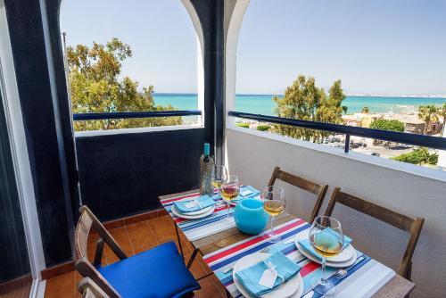 Apartment With Terrace & Sea View