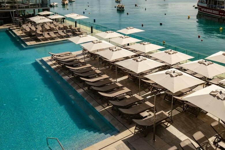 Apartamento 115 The Strand Suites
