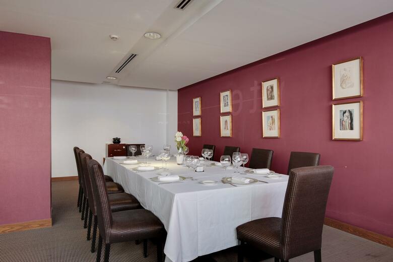 1881 Madrid Ventas Hotel