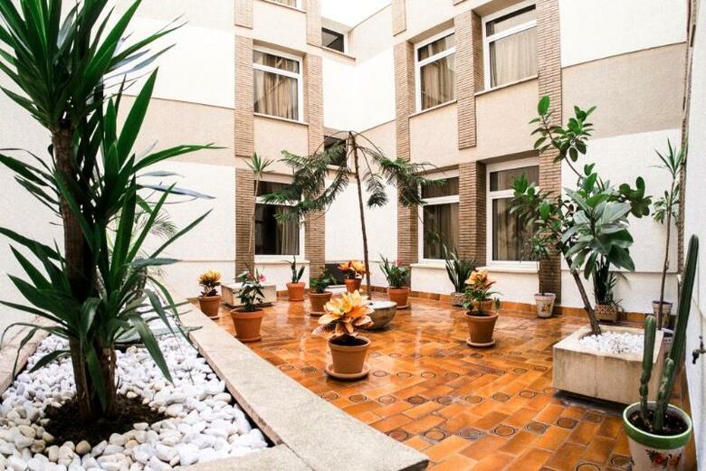 Hotel Pasarela