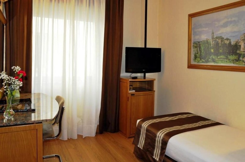 Hotel Zenit Dos Infantas