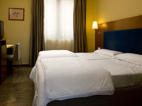 Hotel NH Orus