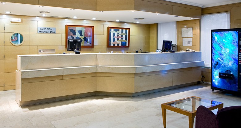 Hotel NH Sport