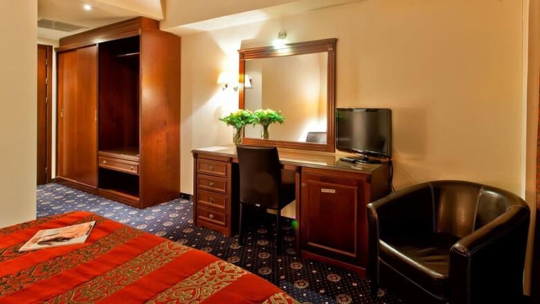 Hotel Kouros