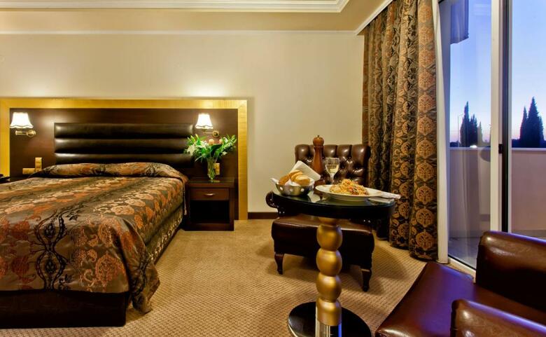Hotel Kouros