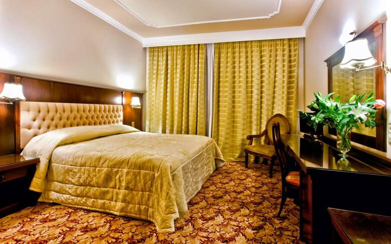 Hotel Kouros