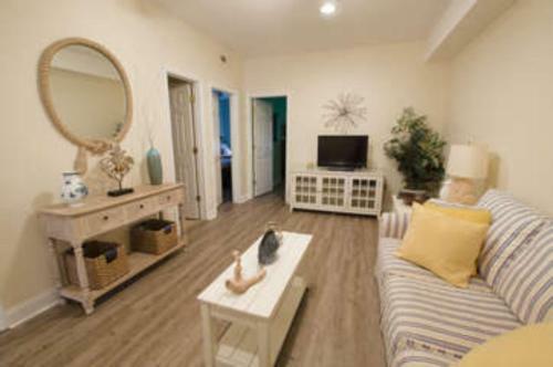 Coconut Grove 204 Villa