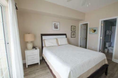 Coconut Grove 204 Villa