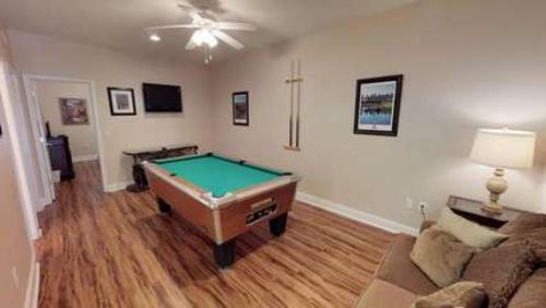 Coconut Grove 204 Villa