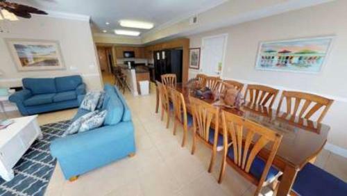 Coconut Grove 204 Villa