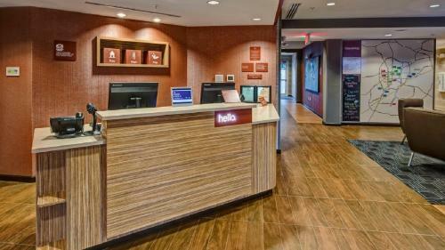 Hotel Towneplace Suites By Marriott Auburn