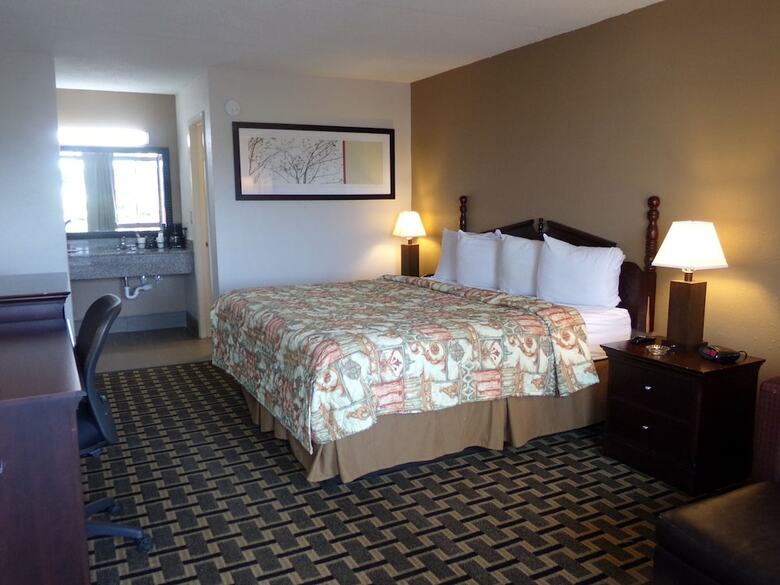 Hotel Regency Inn