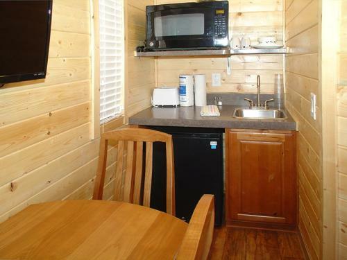 Verde Valley Studio Cabin 1