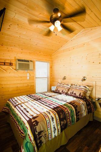 Verde Valley Deck Cottage 8