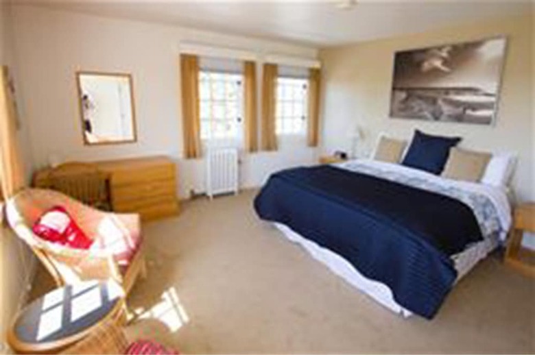 Hostal Easton Hall