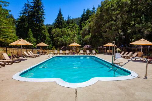 Big Sur Lodge