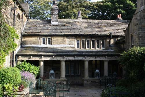 Hotel Holdsworth House