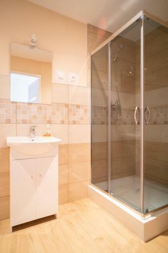 Albergue Noclegi Elan