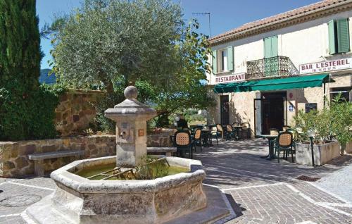 Holiday Home Les Adrets De L'este 30
