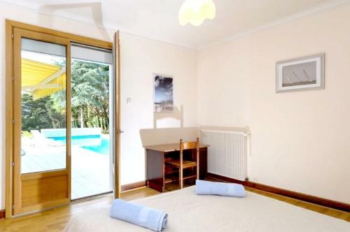 Villa Rue Yves Trichard