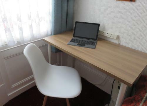 Hostal Ainsley Court Guesthouse
