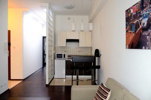 C&g Apartments