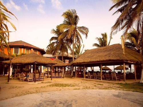 Hotel Oasis Beach Resort