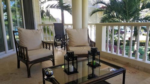 Hispaniola Beach Ocean View Apartment