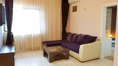 Nicole Apartment