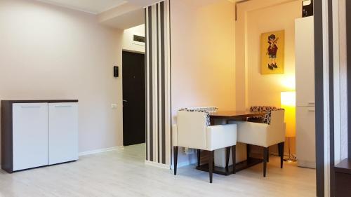Nicole Apartment