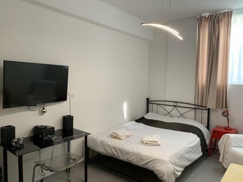 Holodek Apartments Goudi Semi-basement